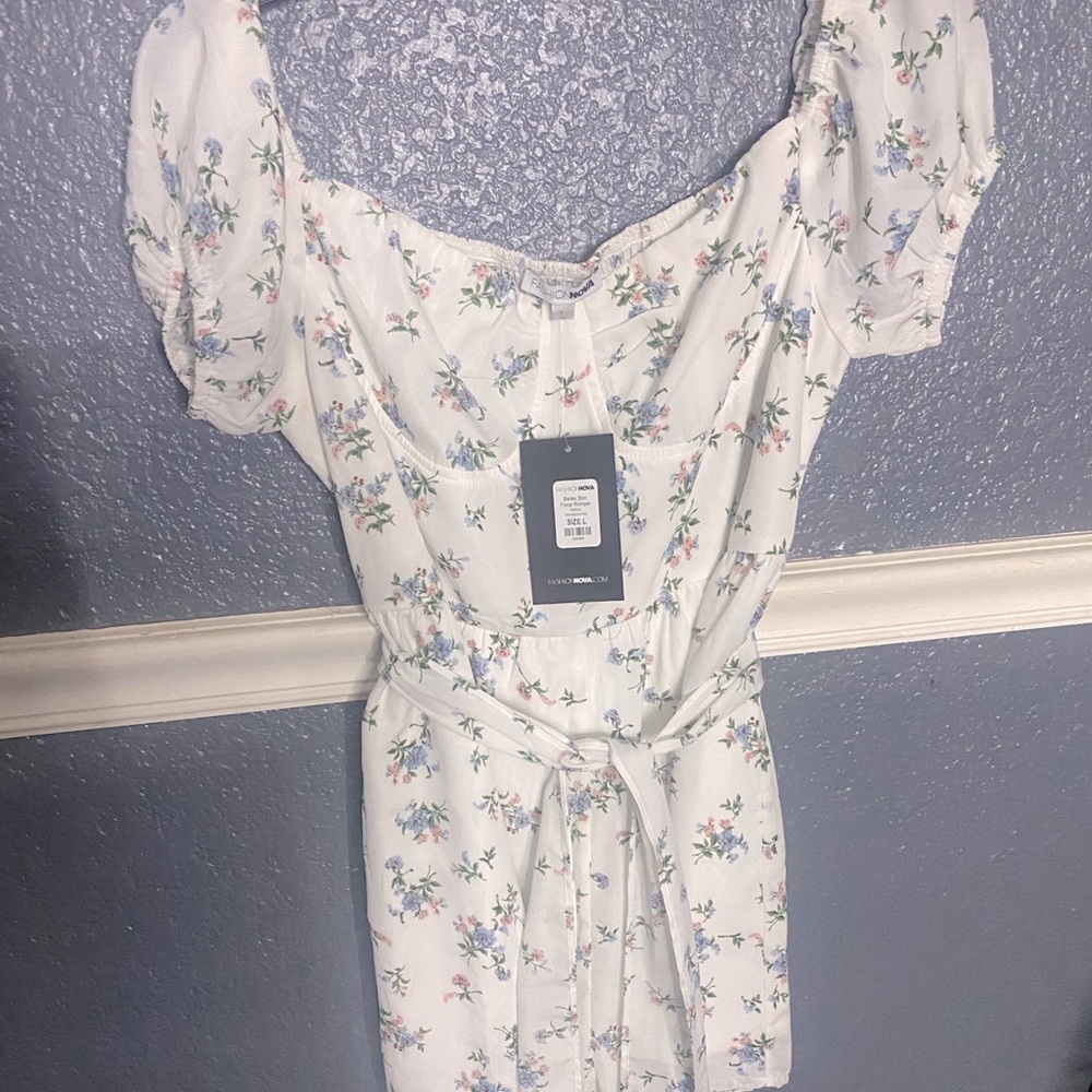 NWT romper.